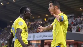 Ronaldo shows deep love to Sadio Mane, kisses his forehead gently in heart melting video
