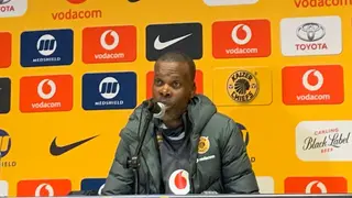 Arthur Zwane urges Kaizer Chiefs players to remain disciplined as Amakhosi gear up for Mamelodi Sundowns game