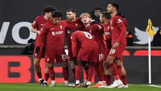 Elliott's rocket sends troubled Liverpool into FA Cup fourth round