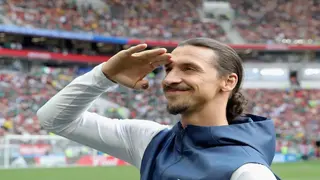 Zlatan Ibrahimovic makes sensational return to AC Milan on a free transfer