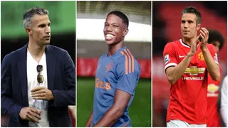Robin Van Persie backs Tyrell Malacia after Feyenoord starlet completes Manchester United move