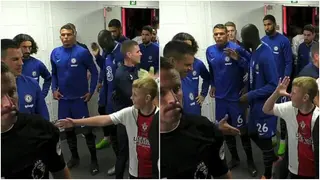 Watch Hilarious Video of Southampton Mascot Mocking Azpilicueta, Rejects the Chelsea Captain’s Handshake