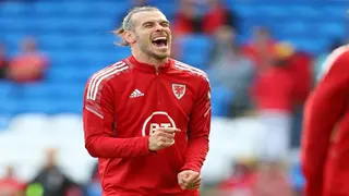 Wales skipper Bale in talks with Cardiff over potential move