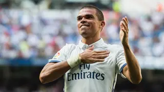 Real Madrid Legend Pepe Believes Current Barcelona Defender Is a Perfect Fit for Los Blancos