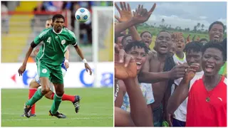 Football Fans Mob Nwankwo Kanu On The Street, Sing, Praise Him As Video Goes Viral