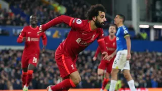 Clinical Liverpool too strong for Everton in Merseyside derby