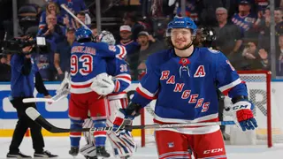 Artemi Panarin's net worth: contract, Instagram, salary, house, cars, age, stats, photos