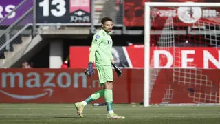 Super Eagles Goalie Maduka Okoye Suffers Defeat on 1st Outing With Watford