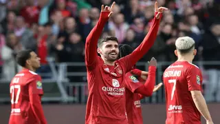 Record-setting Brest consolidate second spot in Ligue 1, Nice slip up