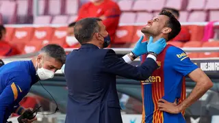 Barcelona Superstar Rushed to the Hospital After Suffering a Head Injury During Atletico Madrid Draw