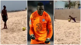 Video of Chelsea goalkeeper training kids on the beach while on vacation pops up