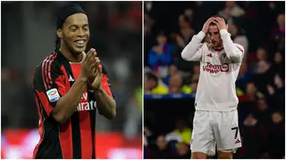 Mason Mount: Fans Troll Manchester United Star for Ronaldinho Esque Gesture Before Palace Loss