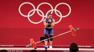 Filipino weightlifter Hidilyn Diaz wins 1st-ever gold medal for country at 2020 Olympics