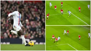 Video: Jeffrey Schlupp dazes Casemiro with outrageous nutmeg during Man United clash