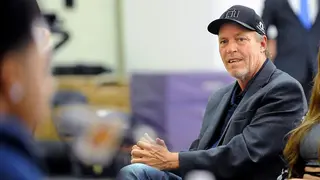 All the facts and details on Jim Buss, the Los Angeles Lakers part-owner