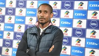 Rulani Mokwena Dumbfounded After Gabadinho Mhango’s Goal Is Allowed to Stand for Moroka Swallows
