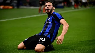 Calhanoglu strikes as Inter bounce back to sink Barca