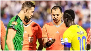 Video: Jordan Henderson Awkwardly Snubs Sadio Mane During Al Ettifaq Versus Al Nassr Game