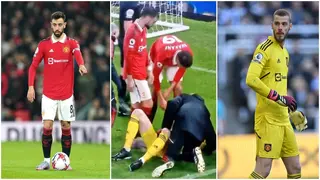 Bruno Fernandes hilariously kicks an injured David de Gea in huge Brentford win