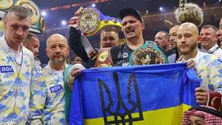 Emotional Usyk Dedicates Win to Late Dad After Beating Fury to Become Undisputed Heavyweight Champ