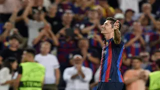 Lewandowski scores hat-trick as Barcelona thrash Plzen