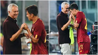 Heartwarming Photos of Paulo Dybala Kissing Jose Mourinho’s Hand After Inspiring Roma to Emphatic Win Emerges