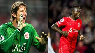 Manchester United Legend Edwin Van Der Sar Backs Sadio Mane to Win 2022 Ballon d’Or