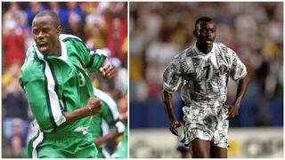 Former Super Eagles stars get keys to houses from FG after 28 years