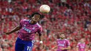 Inter sign free agent Cuadrado to fan fury