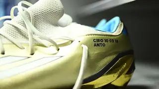 What cleats does Messi wear, and why does he prefer them?