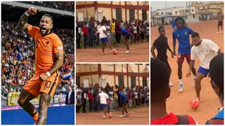 Barcelona star Memphis Depay, Quincy Promes display ‘insane’ football skills on dusty pitch in Ghana