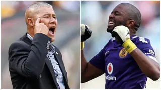 Itumeleng Khune: Kaizer Chiefs Coach Cavin Johnson Addresses Veteran's Crucial Role in Soweto Derby