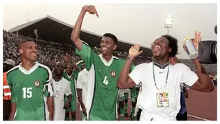 Kanu Shouts In Pure Joy After Sighting Daniel Amokachi In Abuja As Both Super Eagles Legend Reunite