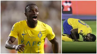 Sadio Mane: Al Nassr Star Spotted With a Fan Outside Mosque After Jumaat Prayers, Video