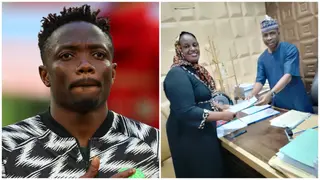 Journalist Rejoices As Super Eagles Captain Ahmed Musa Presents Her Keys to Abuja Flat