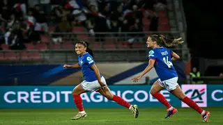 France qualify for Women's Euros as England set up decider