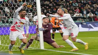 Leipzig thrash Shakhtar to reach knockout stage