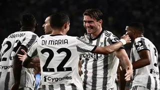 Vlahovic double for Juve sinks Sassuolo, Napoli's Osimhen abused in Verona rout