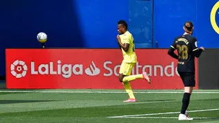 Nigerian Star Scores a Stunning Solo Goal As Barcelona Come From Behind to Beat Villarreal