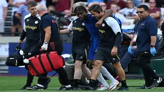 Pochettino defends Chelsea medical team amid rash of injuries