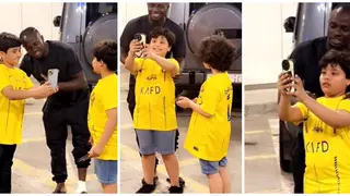 Sadio Mane Humbly Spends Time With Young Al Nassr Fans: Video