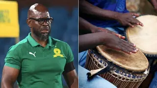 Mamelodi Sundowns senior coach Steve Komphela seen in video expertly playing drum while team sings