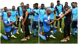 Super Eagles Star Proposes To Pretty Girlfriend In Front Of Teammates, Get Stunning Answer