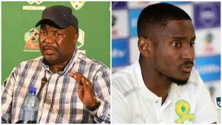 Jomo Sono gives Rulani Mokwena advice on how to deal with ageing Mamelodi Sundowns legend