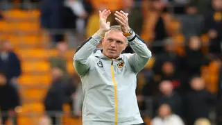 Wolves interim boss Davis to stay in charge until 2023