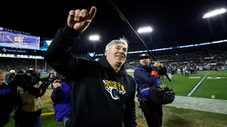 Who is Doug Pederson, the AFC coach of the year? Teams coached, age, career record