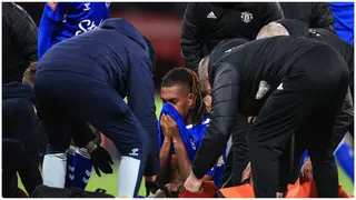 Nigerian star suffers terrible injury as Man Utd knock Everton out of FA Cup