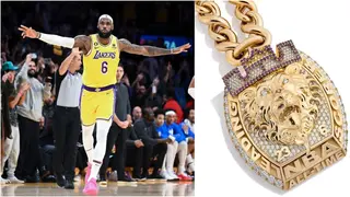 LeBron James Gifted Custom Gold, Diamond Encrusted Pendant to Celebrate Scoring Milestone