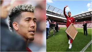 Powerful video of Roberto Firmino receiving wonderful reception during Anfield goodbye ceremony