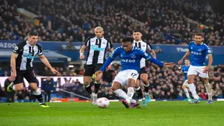 Iwobi's Dramatic Goal Against Newcastle Earns Him Prestigious Award at Everton